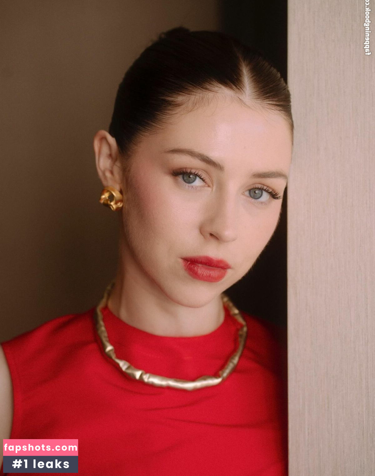 Hermione Corfield Nude Leaks OnlyFans Photos #15 - LeakJerk