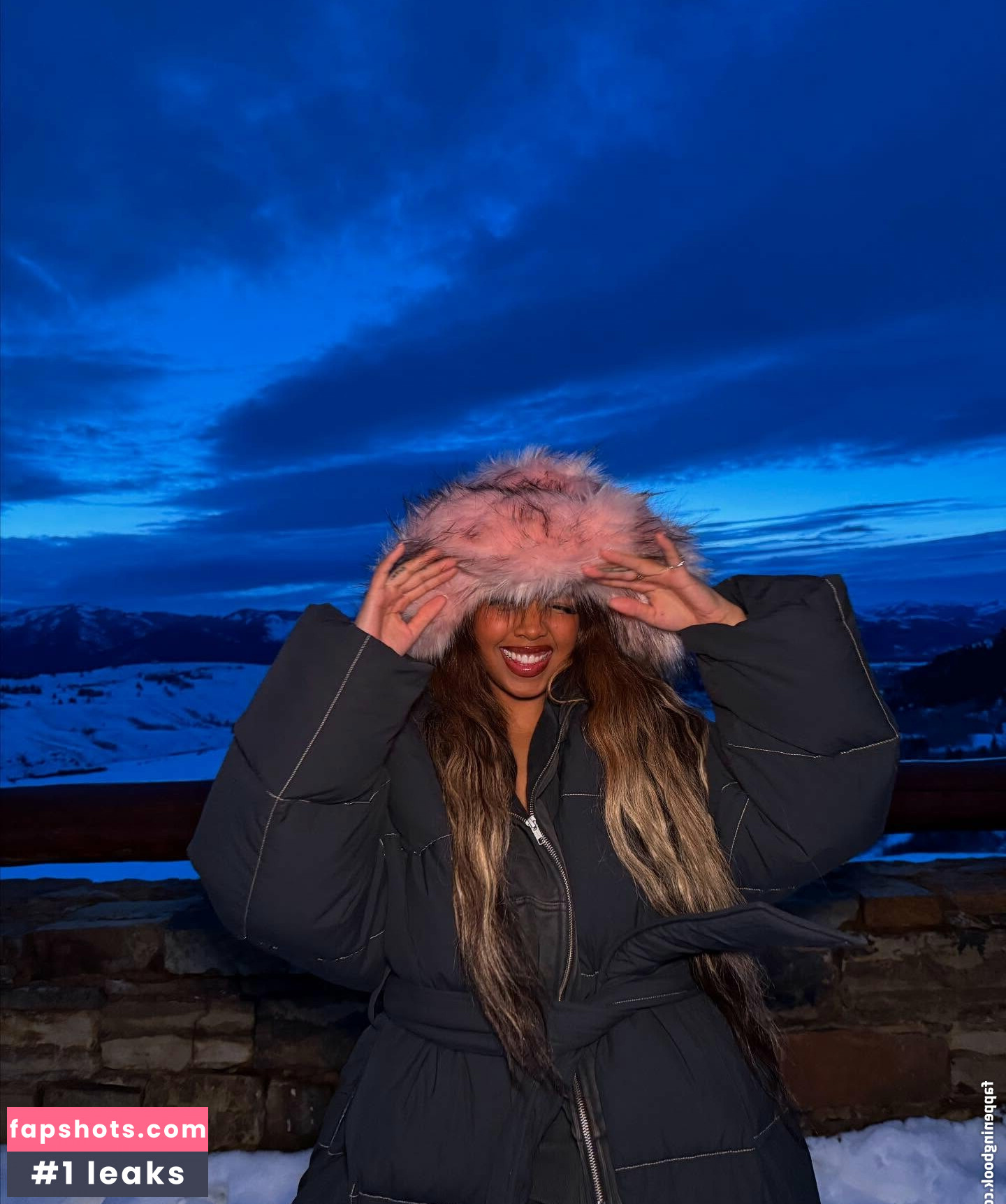 hermusicofficial gallery photo #14