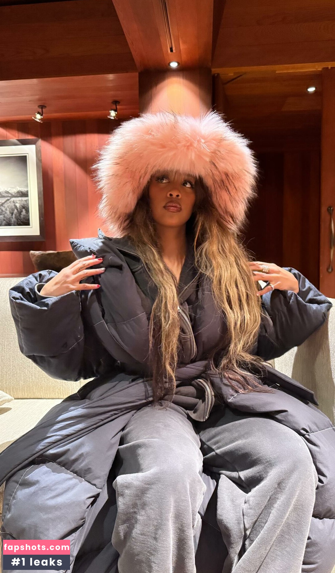 hermusicofficial gallery photo #8