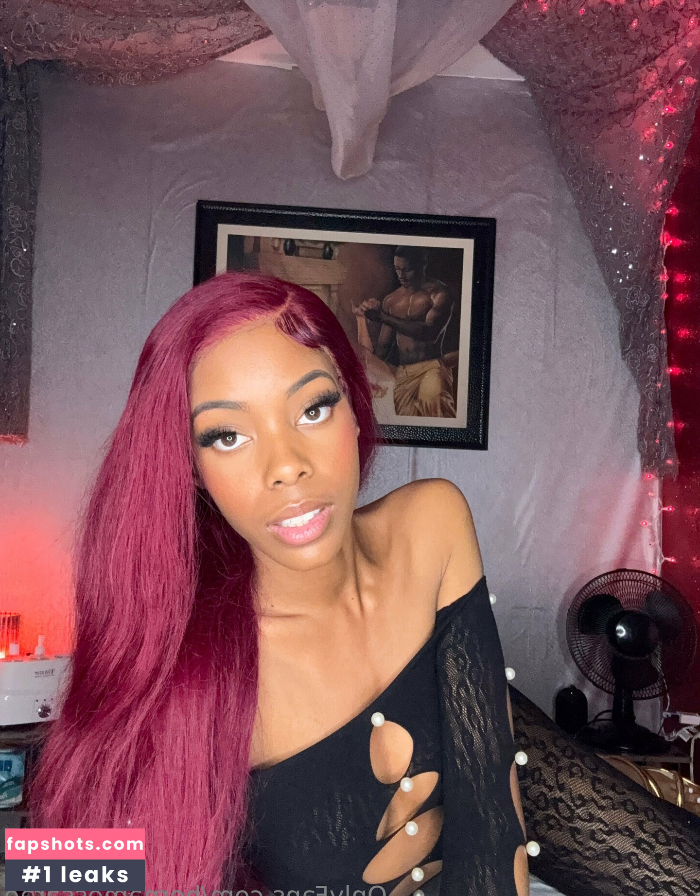 hernamessarae gallery photo #10