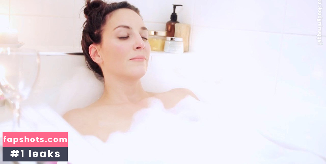 Hester van der Vyver gallery photo #4