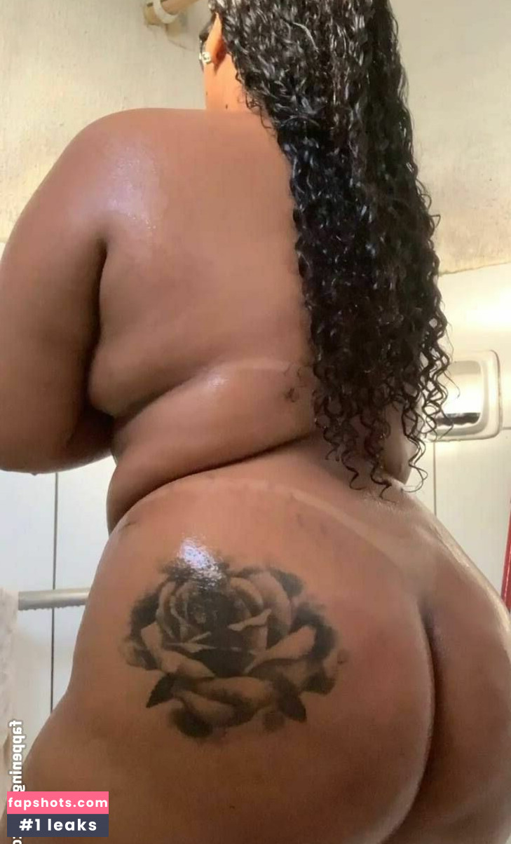 Hevelyn Vitoria gallery photo #28