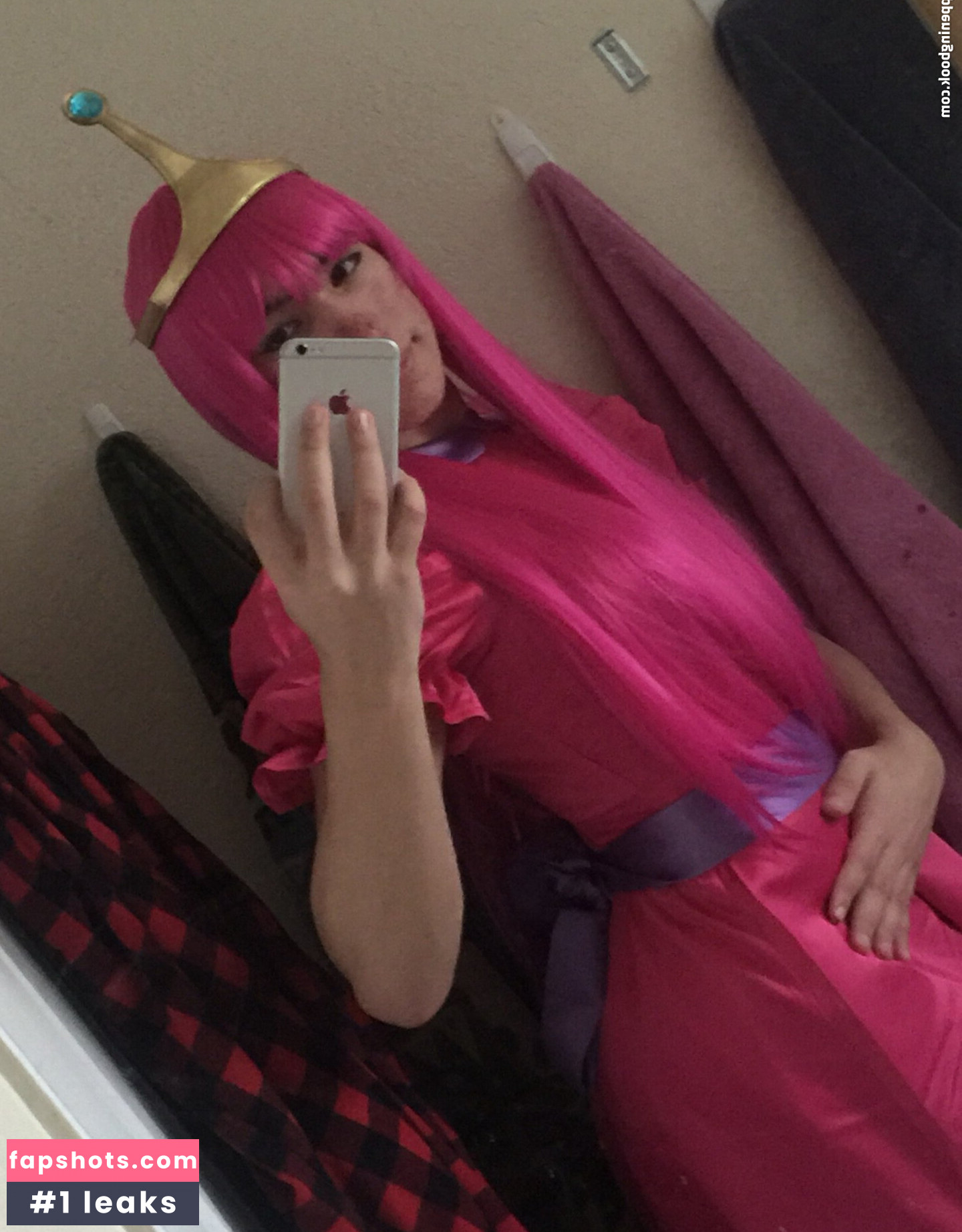 Hexanne gallery photo #3