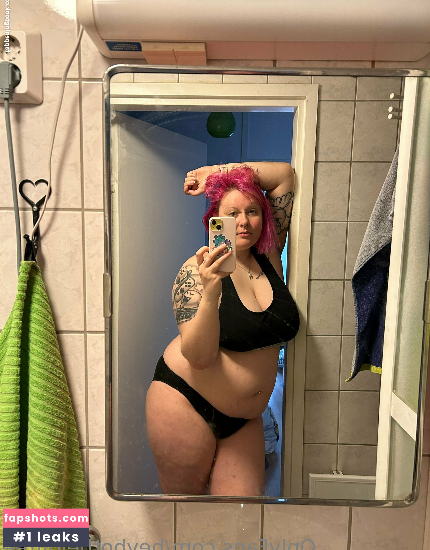 heyhotheidifree Nude Leaks OnlyFans Photos #15 - LeakJerk