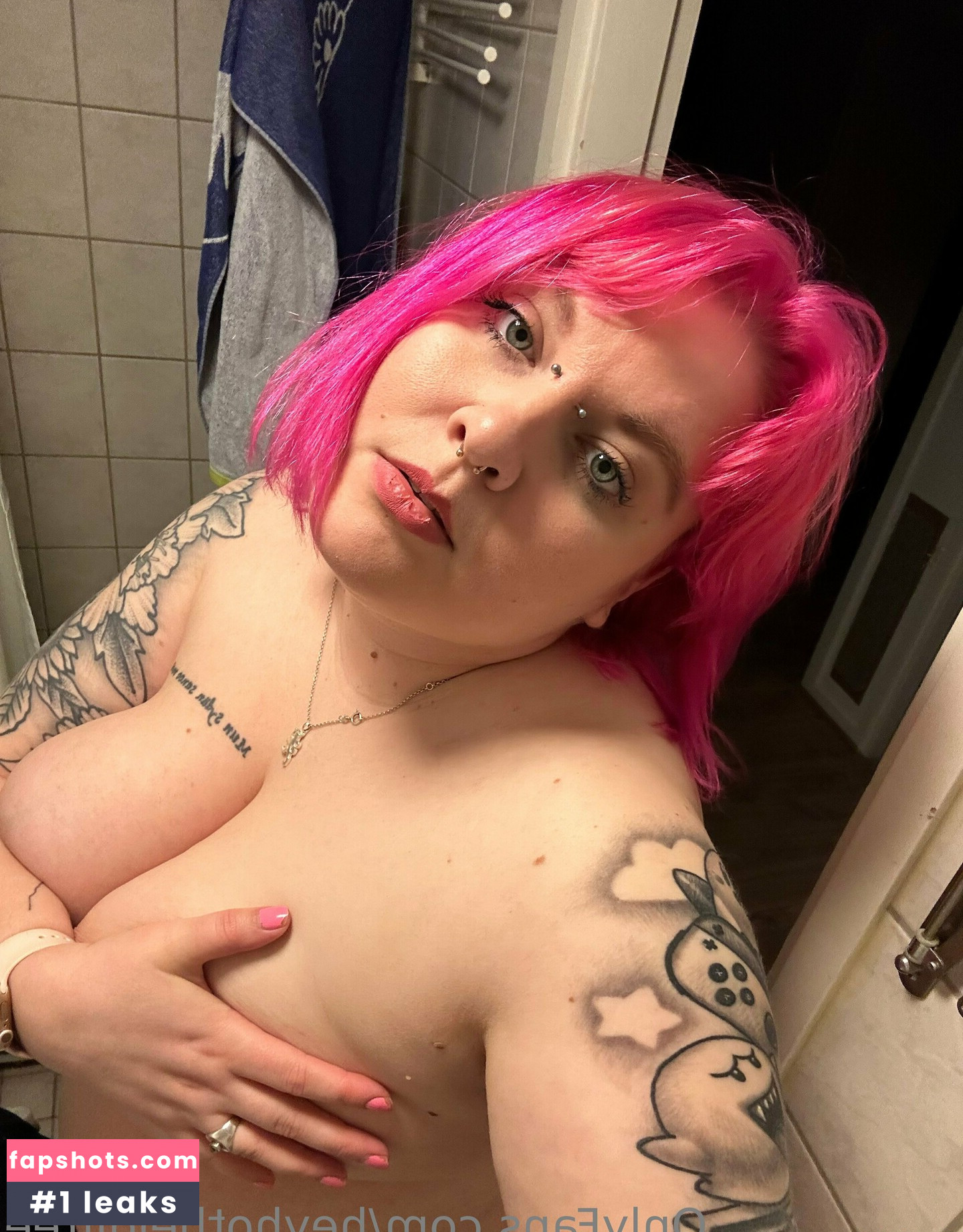 heyhotheidifree gallery photo #23