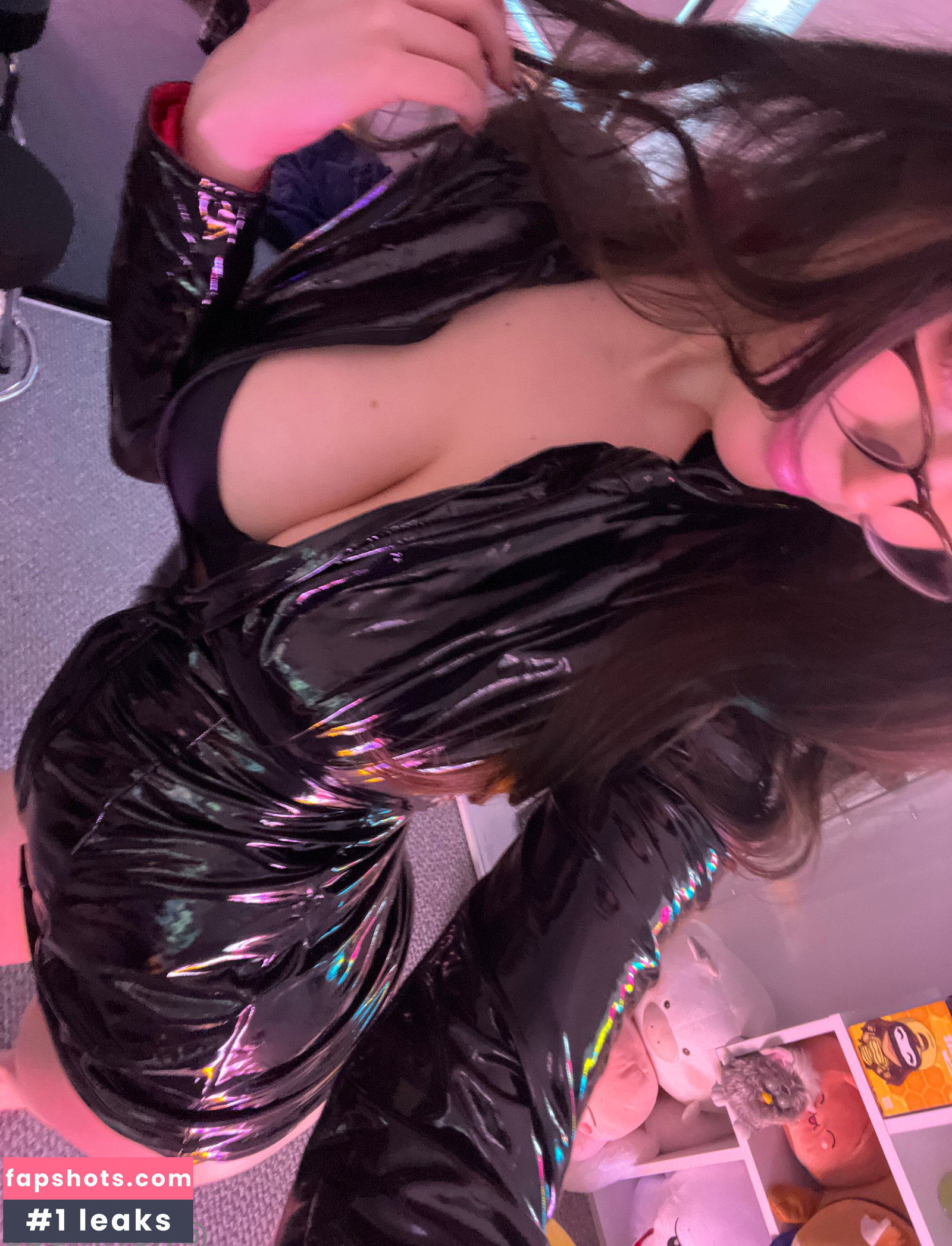 HeyImBee gallery photo #1320