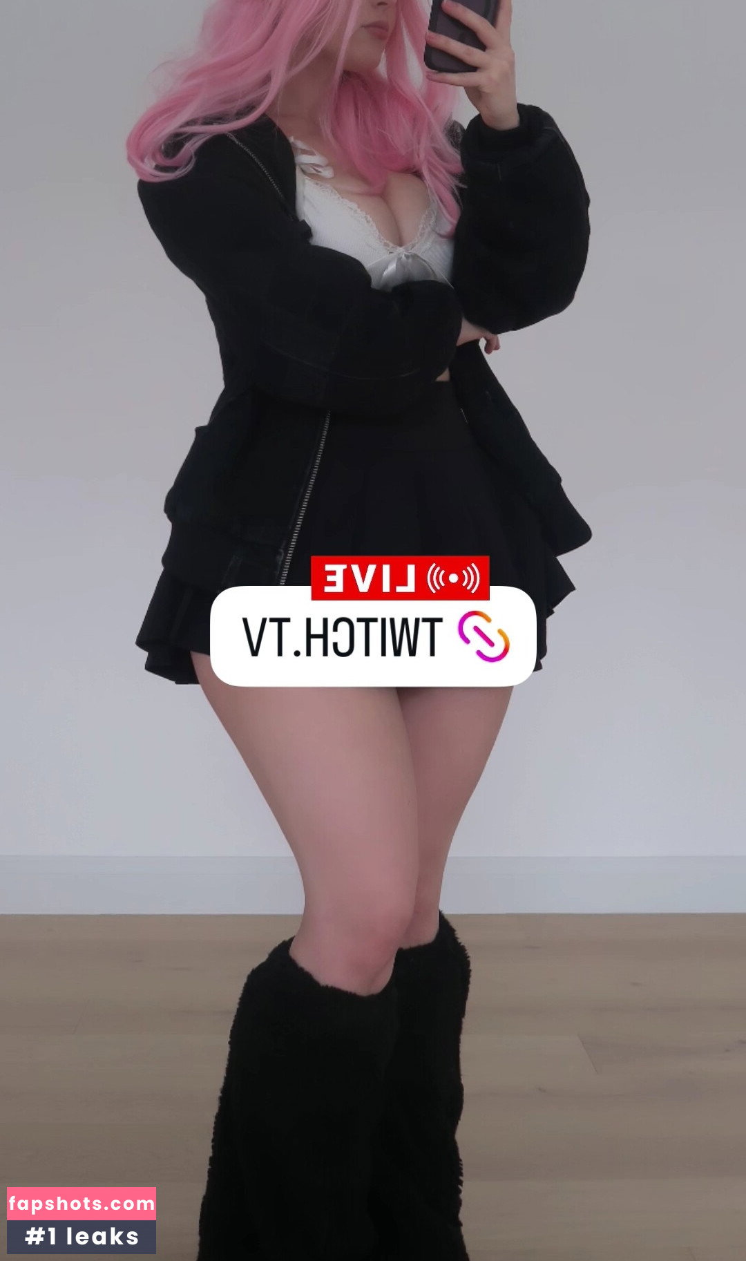 HeyImBee gallery photo #537