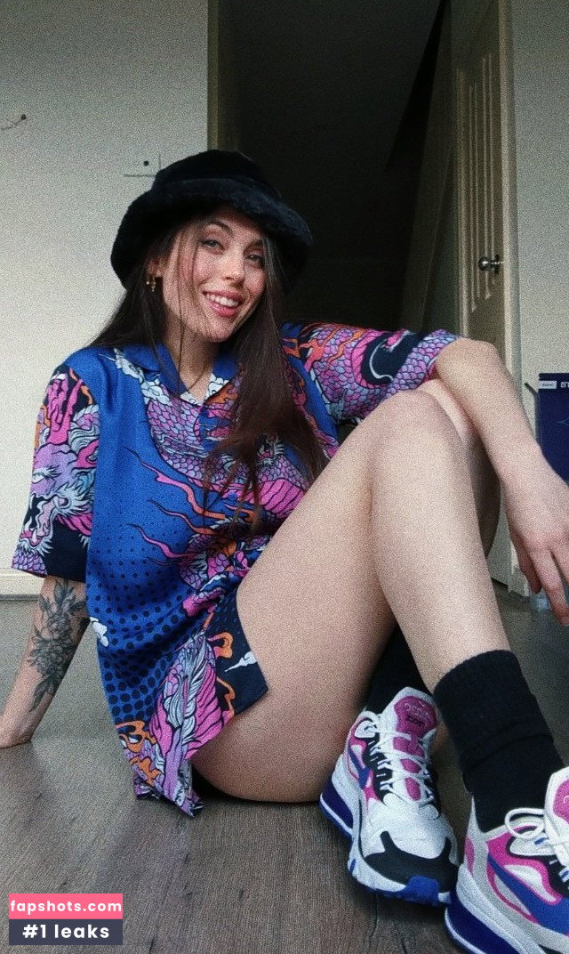 HeyImBee gallery photo #1400