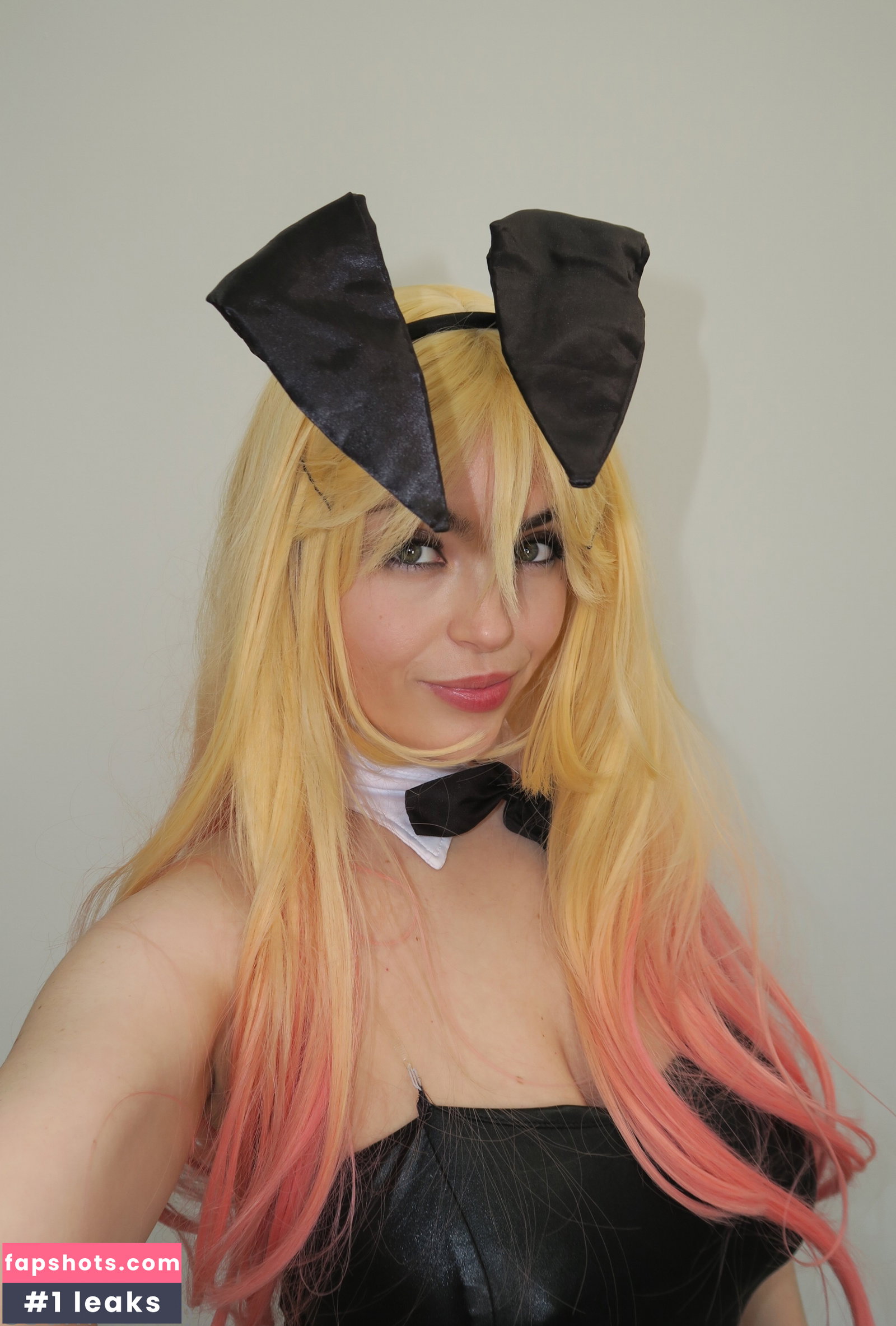 HeyImBee gallery photo #1150