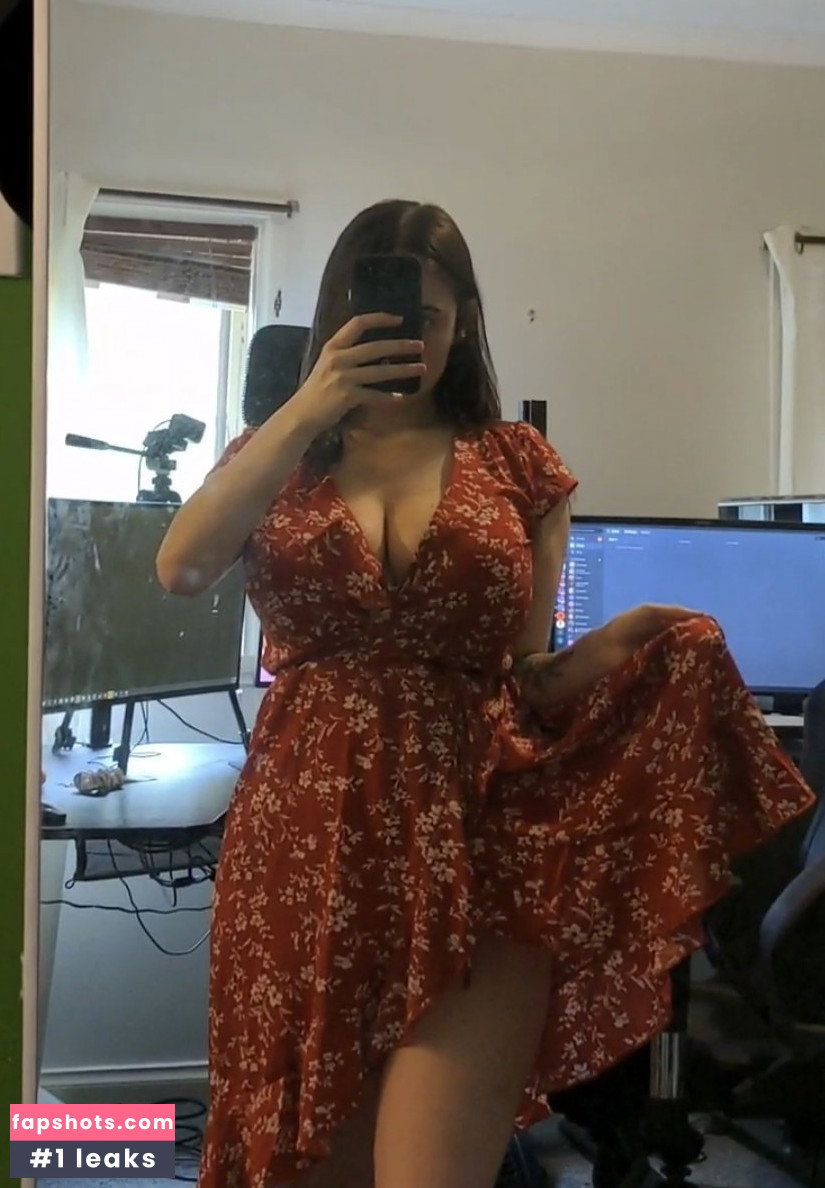 HeyImBee gallery photo #625
