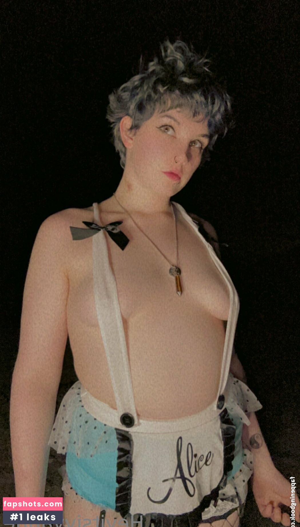 heyitsivyanne gallery photo #17