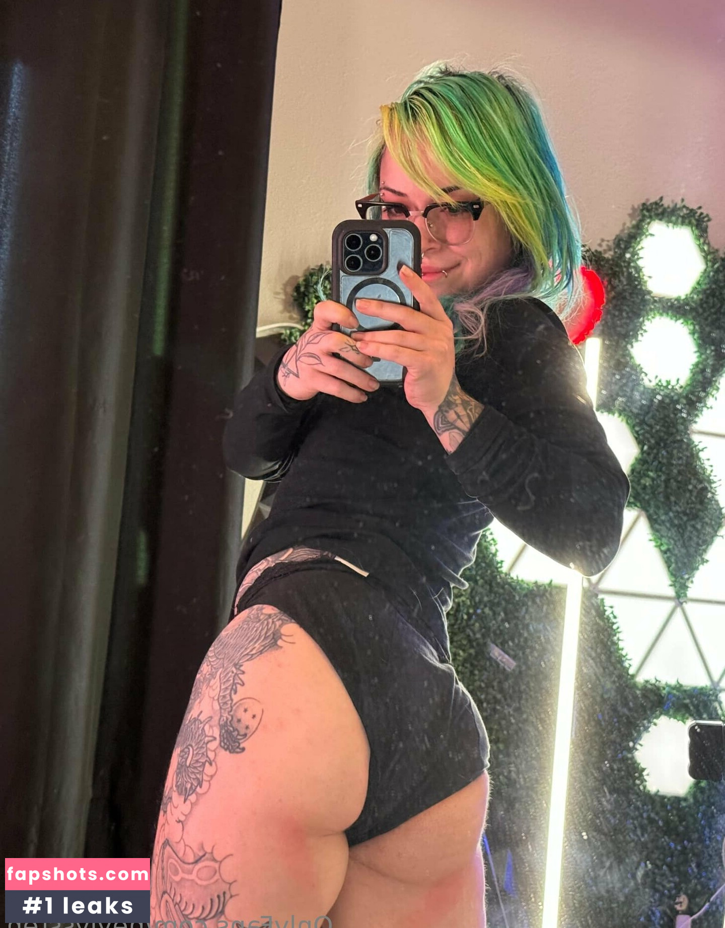 heylyssten gallery photo #49