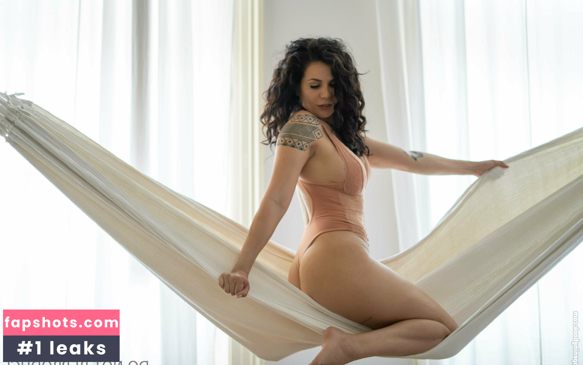 hi_candida gallery photo #20