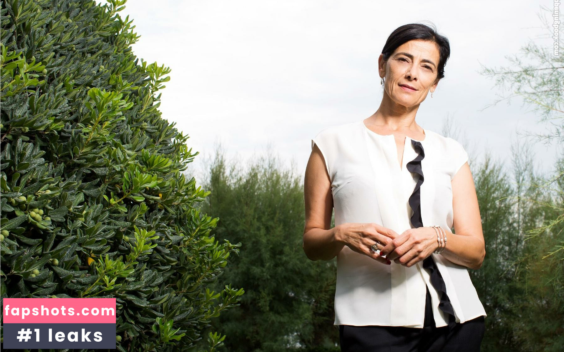 Hiam Abbass Nude Leaks OnlyFans Photos #6 - LeakJerk