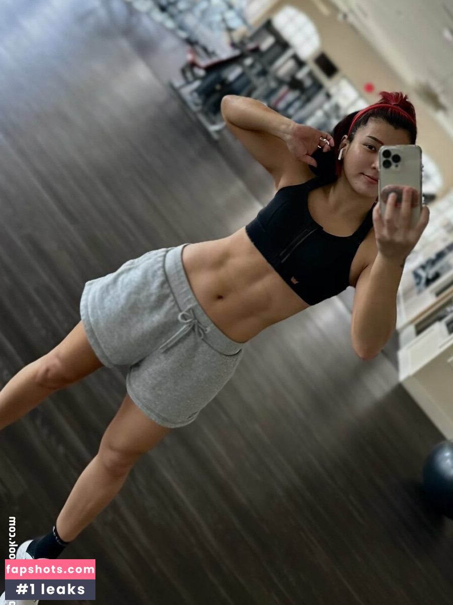 Hikaru Shida gallery photo #71