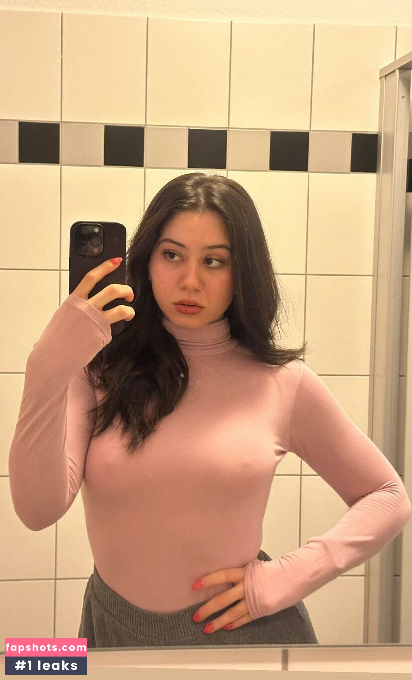 Hilal Fener gallery photo #7