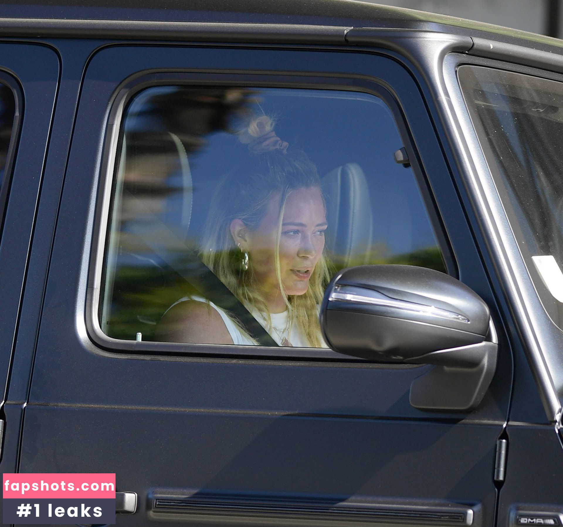 Hilary Duff gallery photo #379