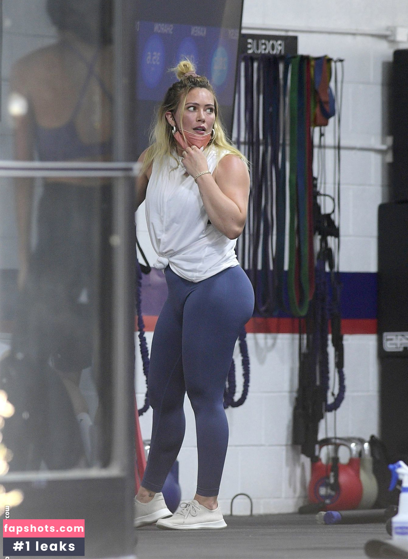 Hilary Duff gallery photo #385