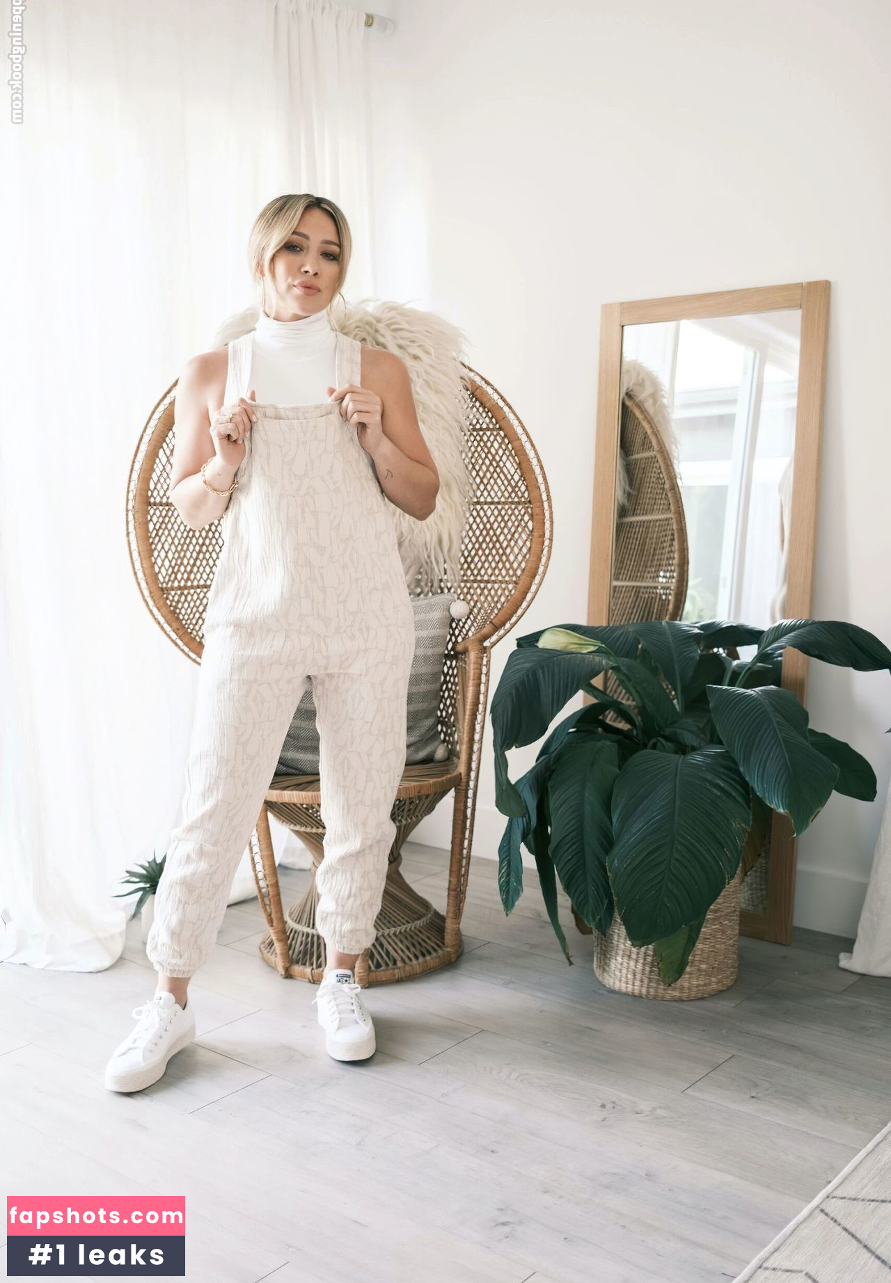 Hilary Duff gallery photo #393