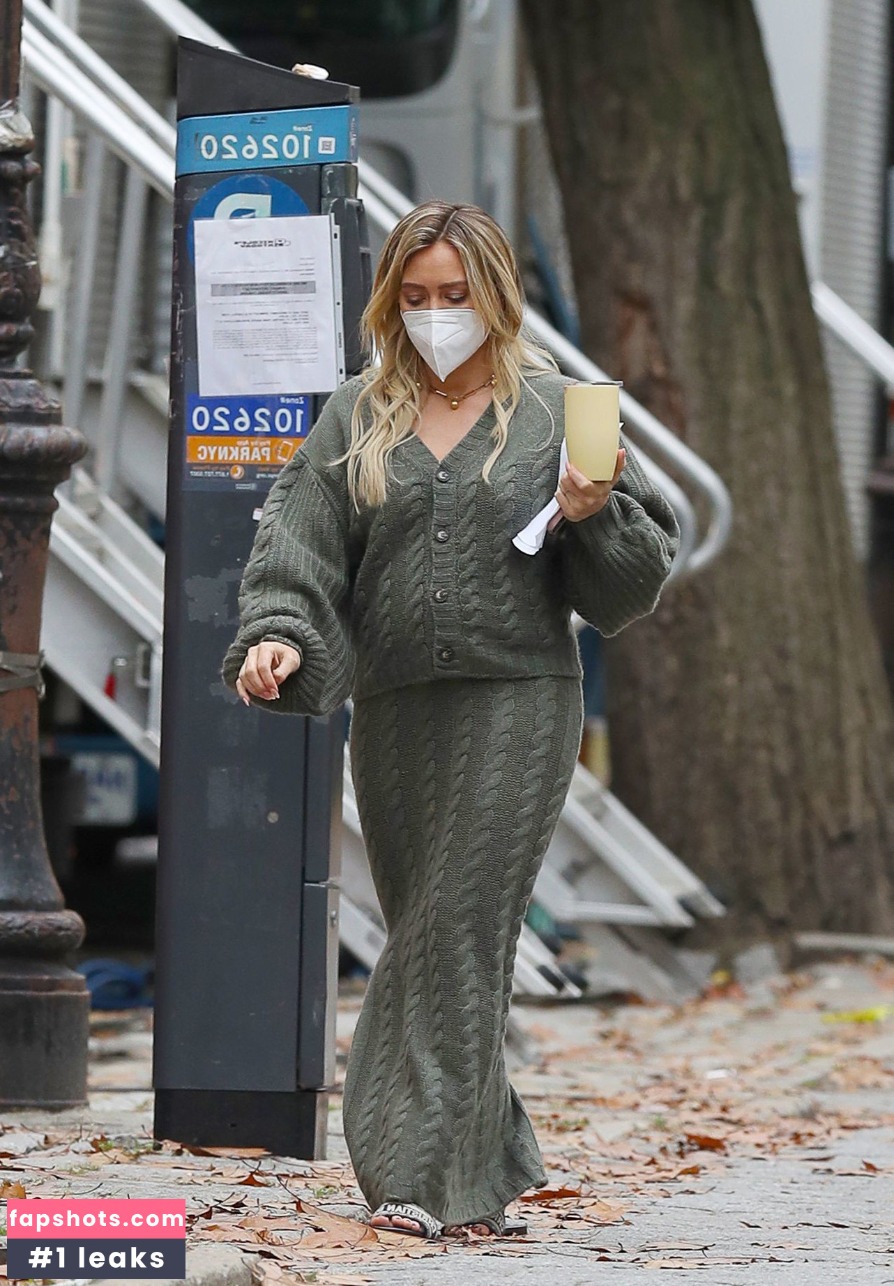 Hilary Duff gallery photo #435