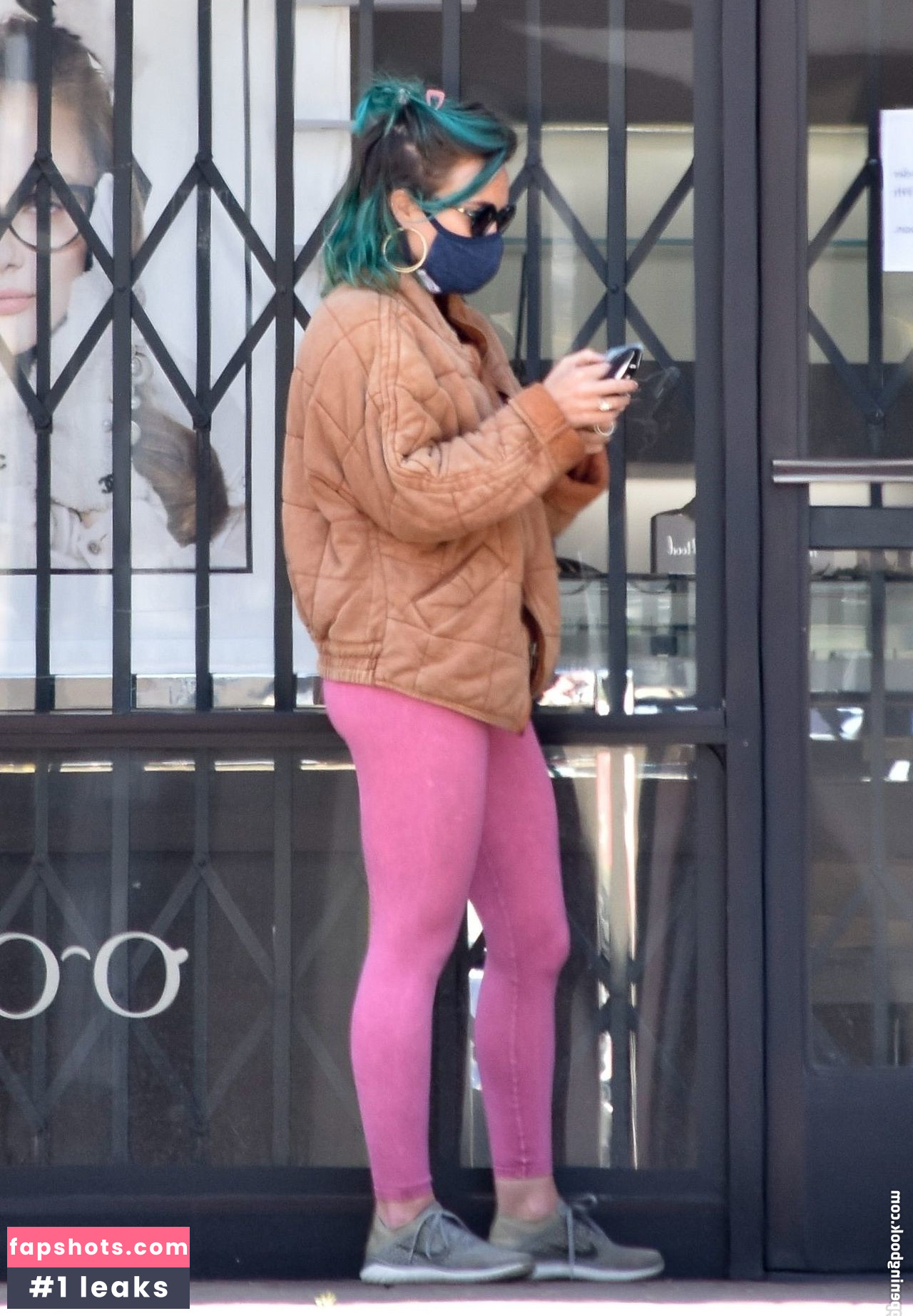 Hilary Duff gallery photo #450