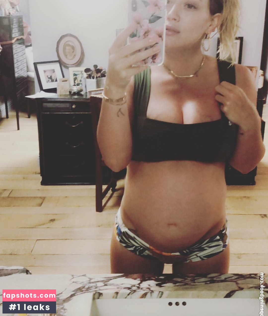 Hilary Duff gallery photo #52