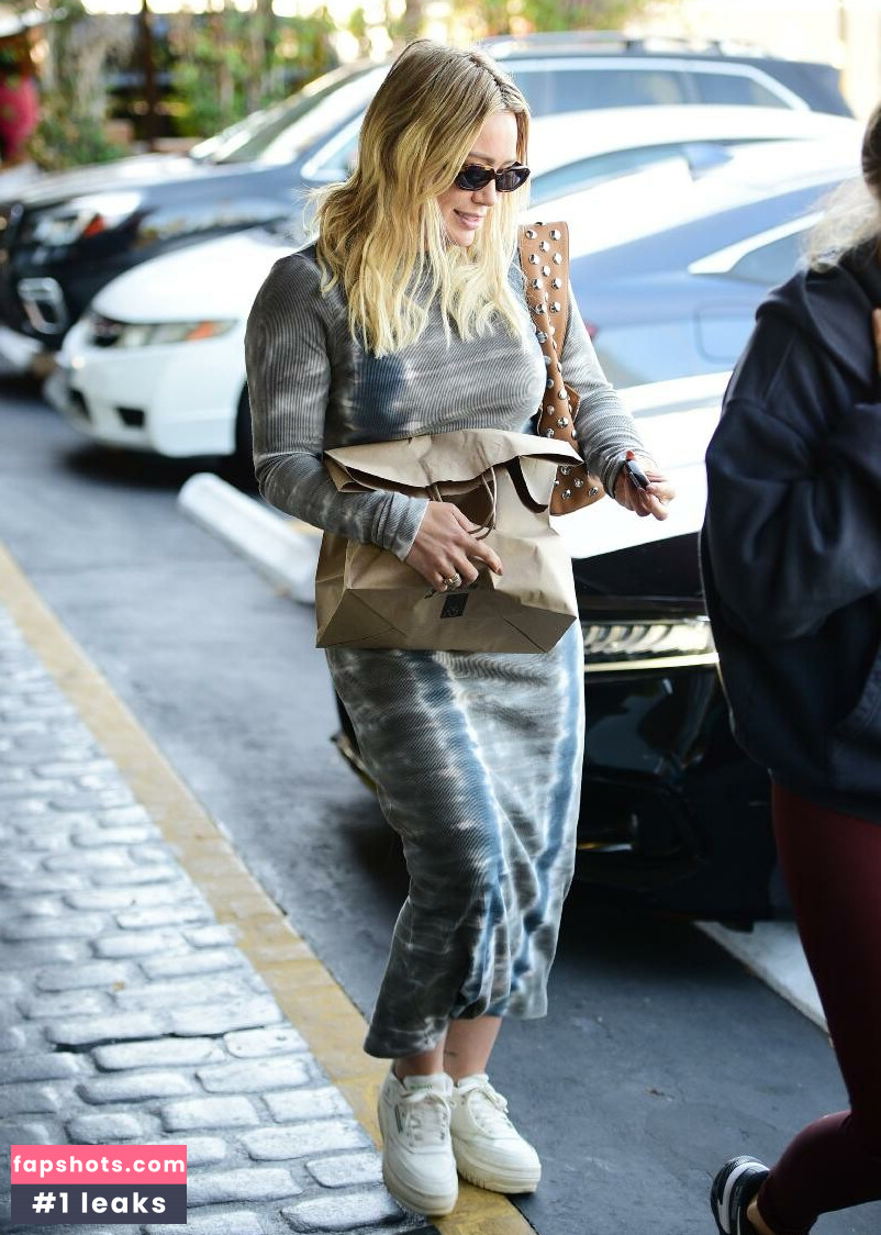 Hilary Duff gallery photo #73