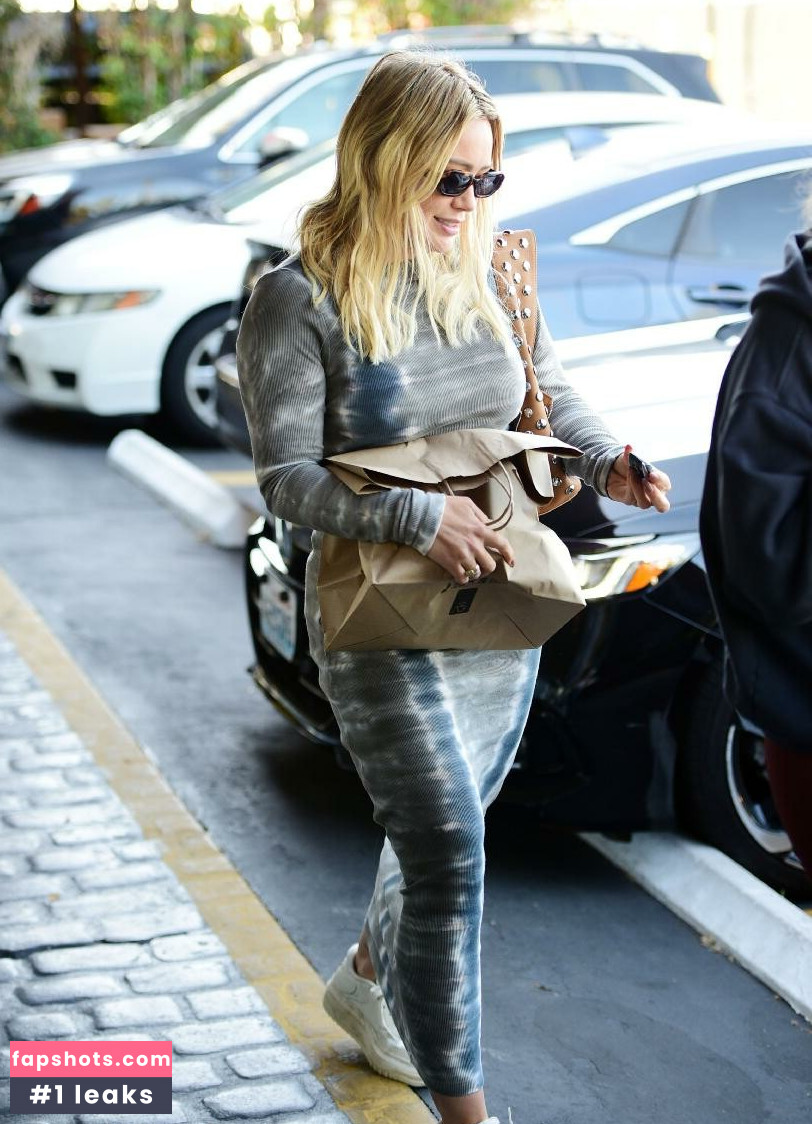 Hilary Duff gallery photo #76