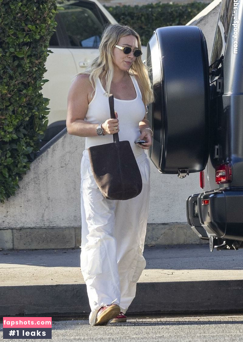 Hilary Duff gallery photo #79