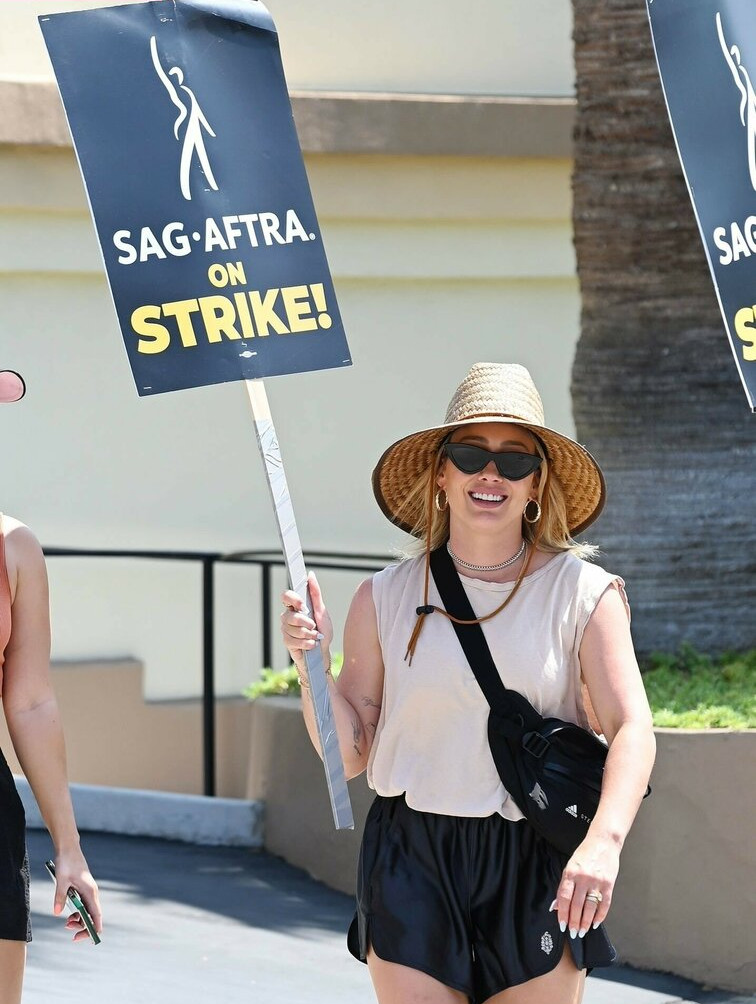 hilary-duff gallery photo #395