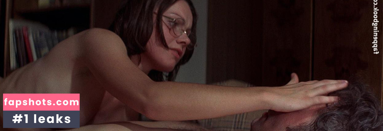 Hilary Holland gallery photo #6