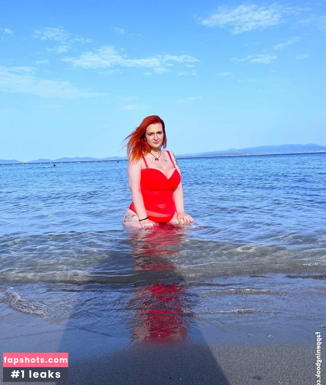 Hilary Ilariaa gallery photo #2