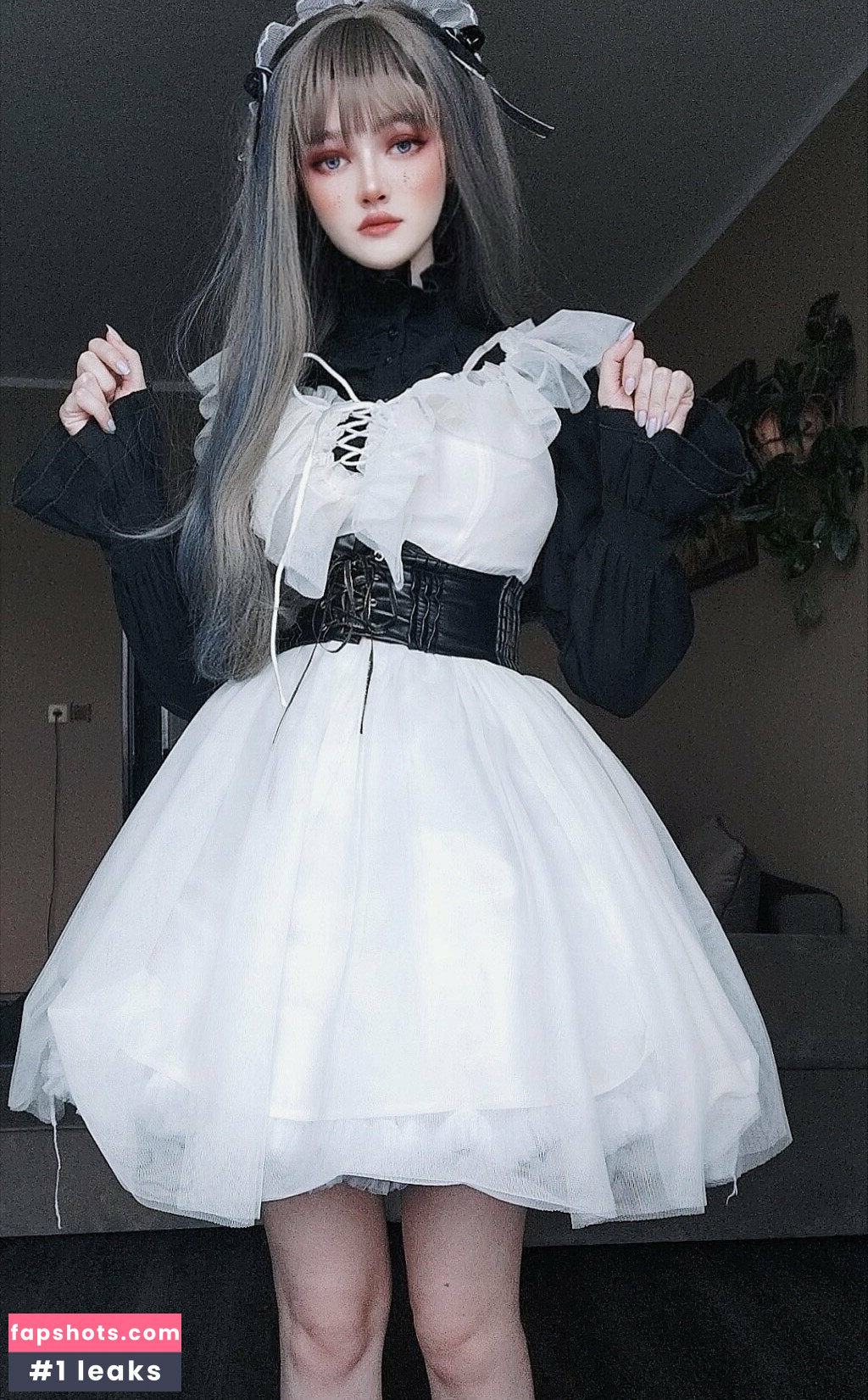 hildegard1 gallery photo #2