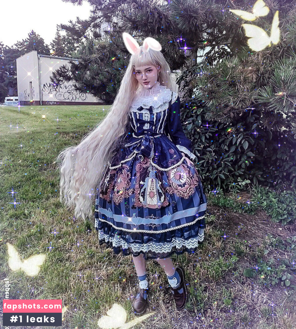 hildegard1 gallery photo #9