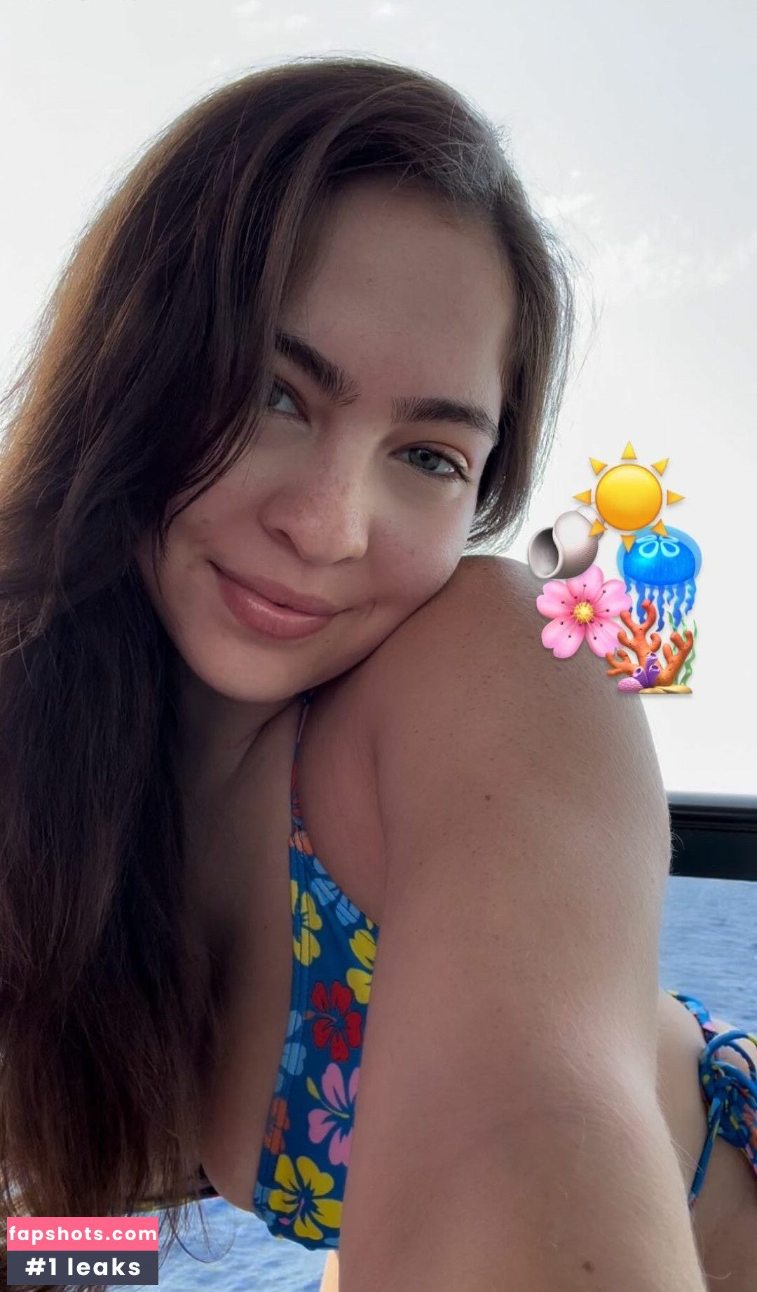 hilenna gallery photo #14