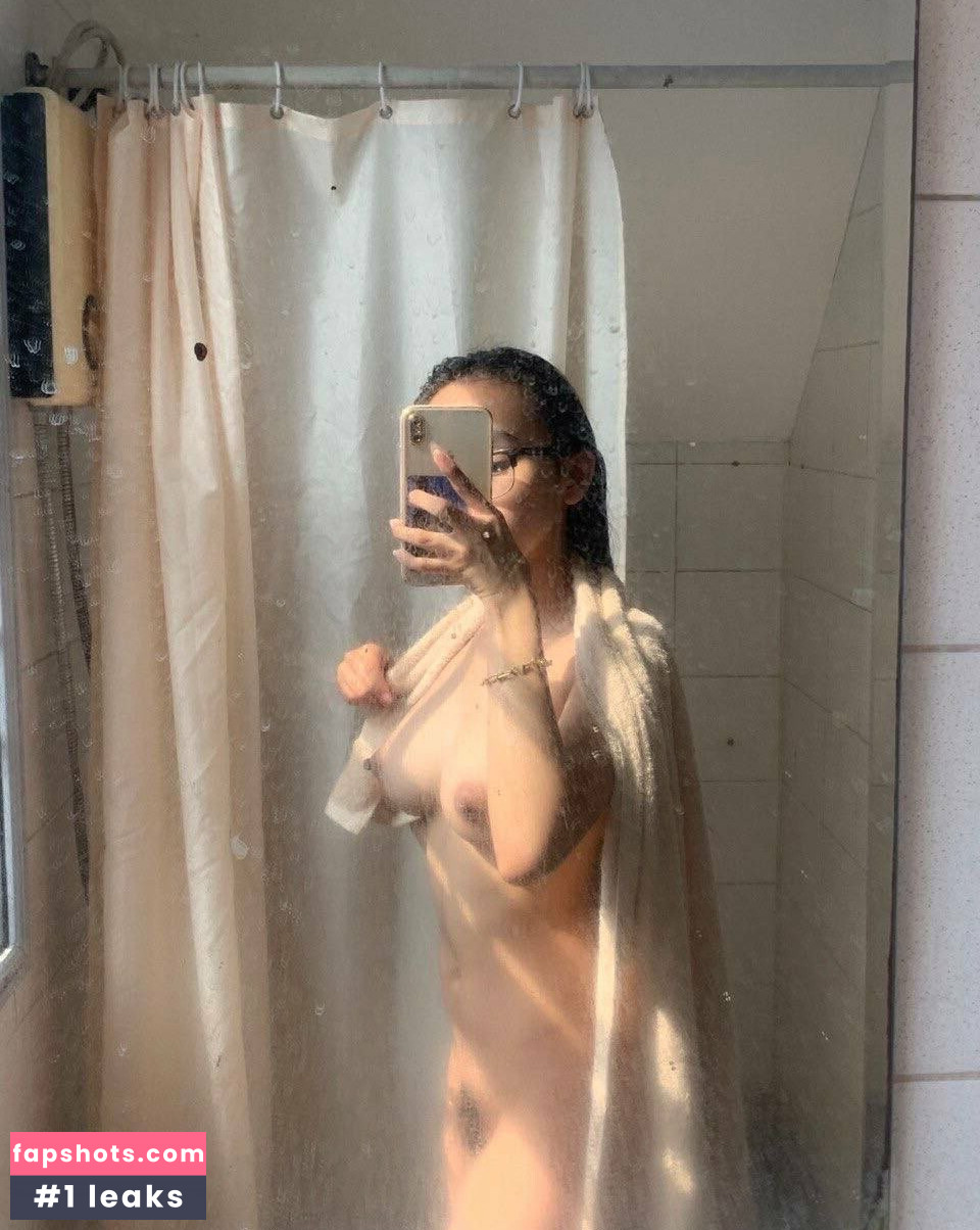 Hilixlie Nude Leaks OnlyFans Photos #2 - LeakJerk