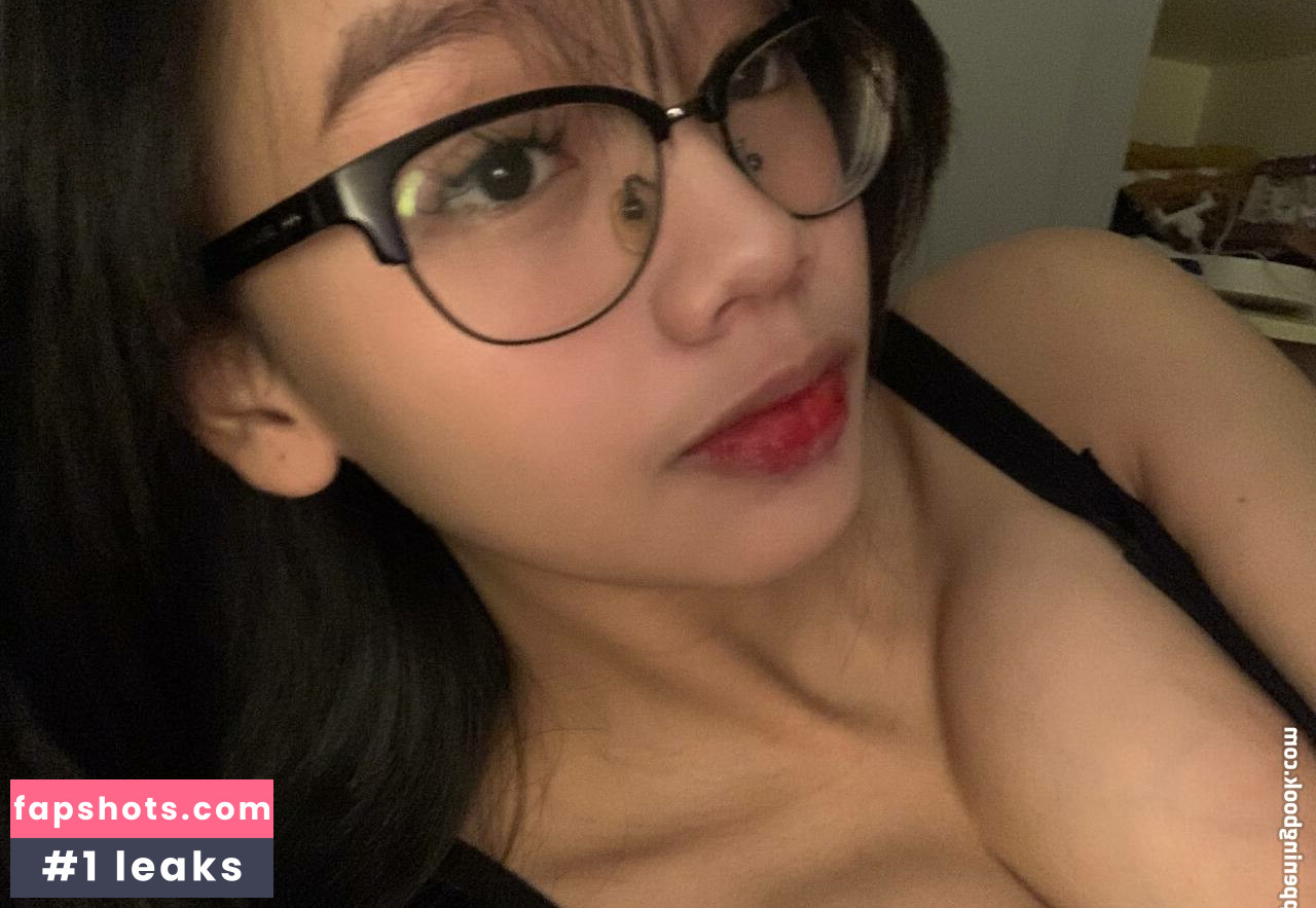 Hilixlie Nude Leaks OnlyFans Photos #9 - LeakJerk