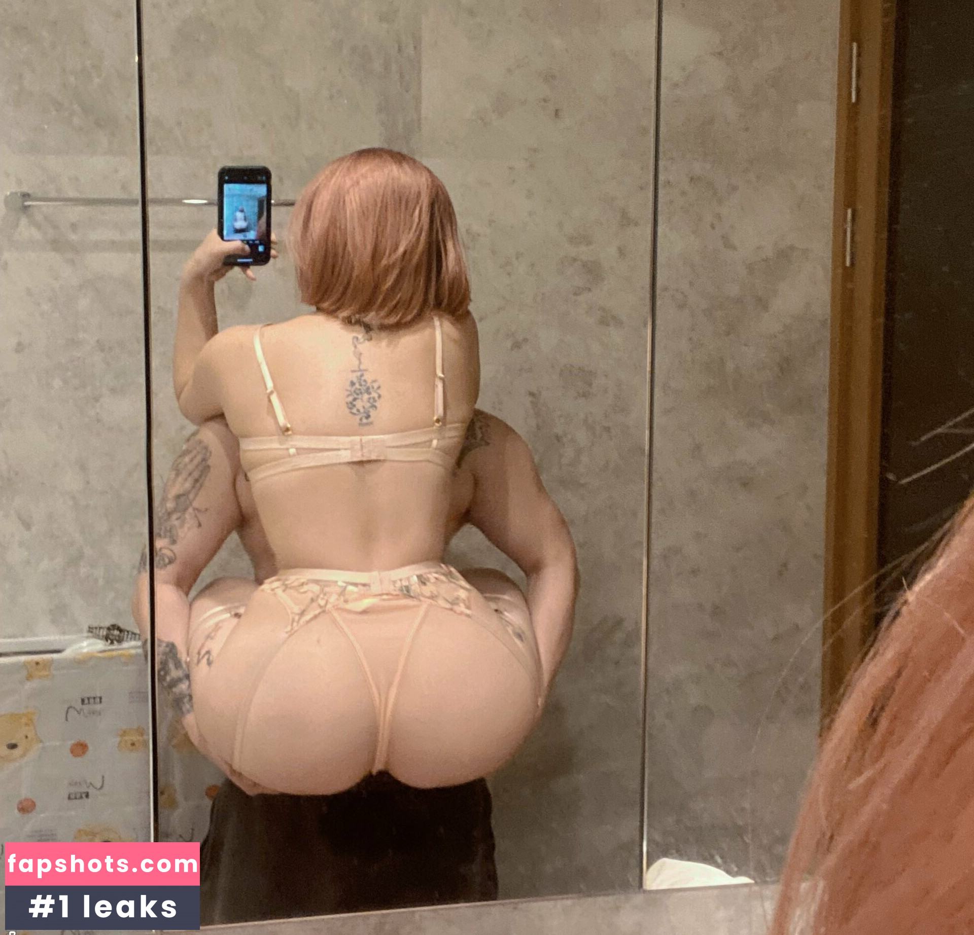 Hilovenano gallery photo #63