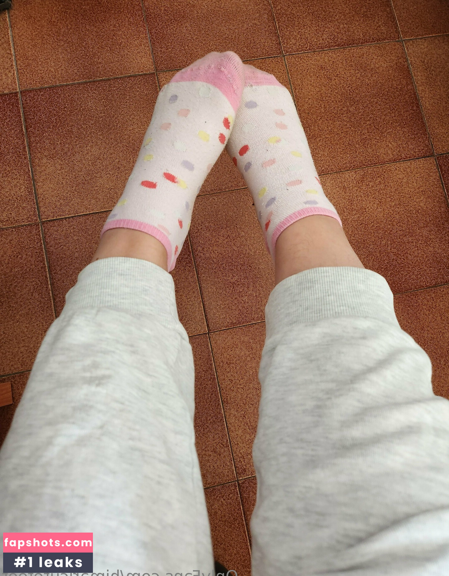 himaricutefeet Nude Leaks OnlyFans Photos #2 - LeakJerk