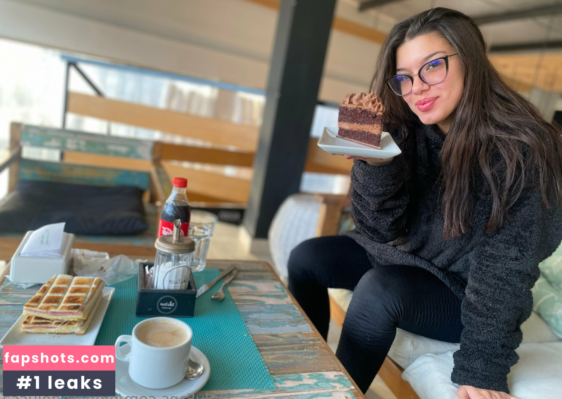 hinnatadelucca gallery photo #18