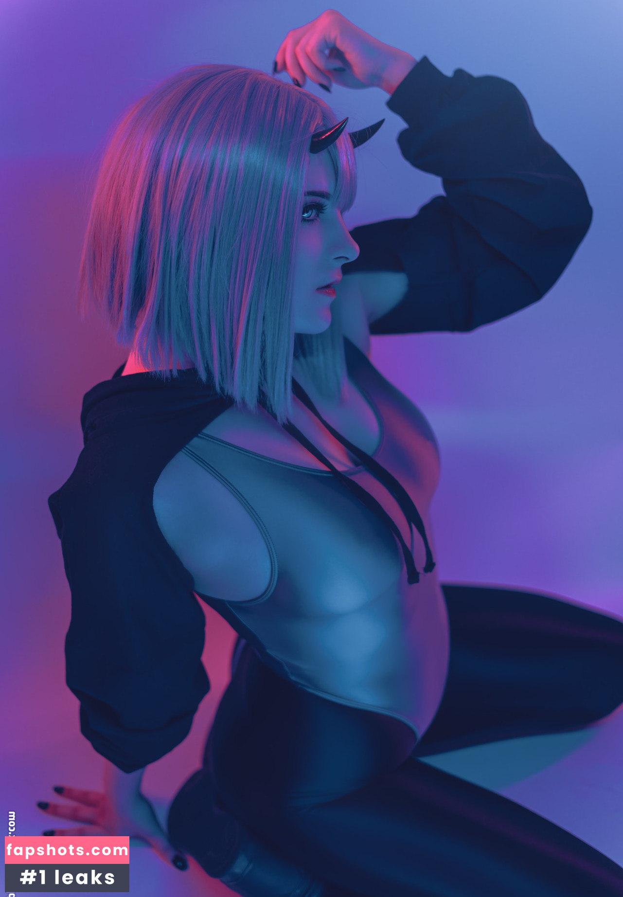 Hiso Neko gallery photo #121