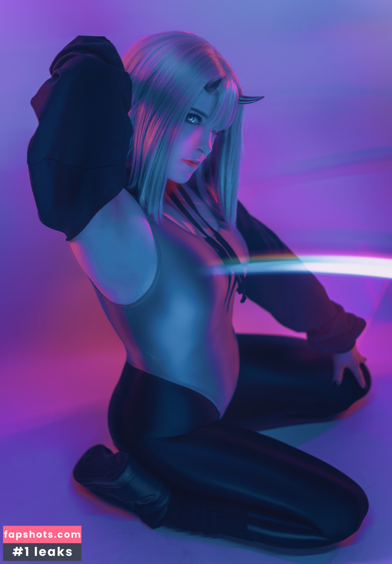 Hiso Neko gallery photo #132