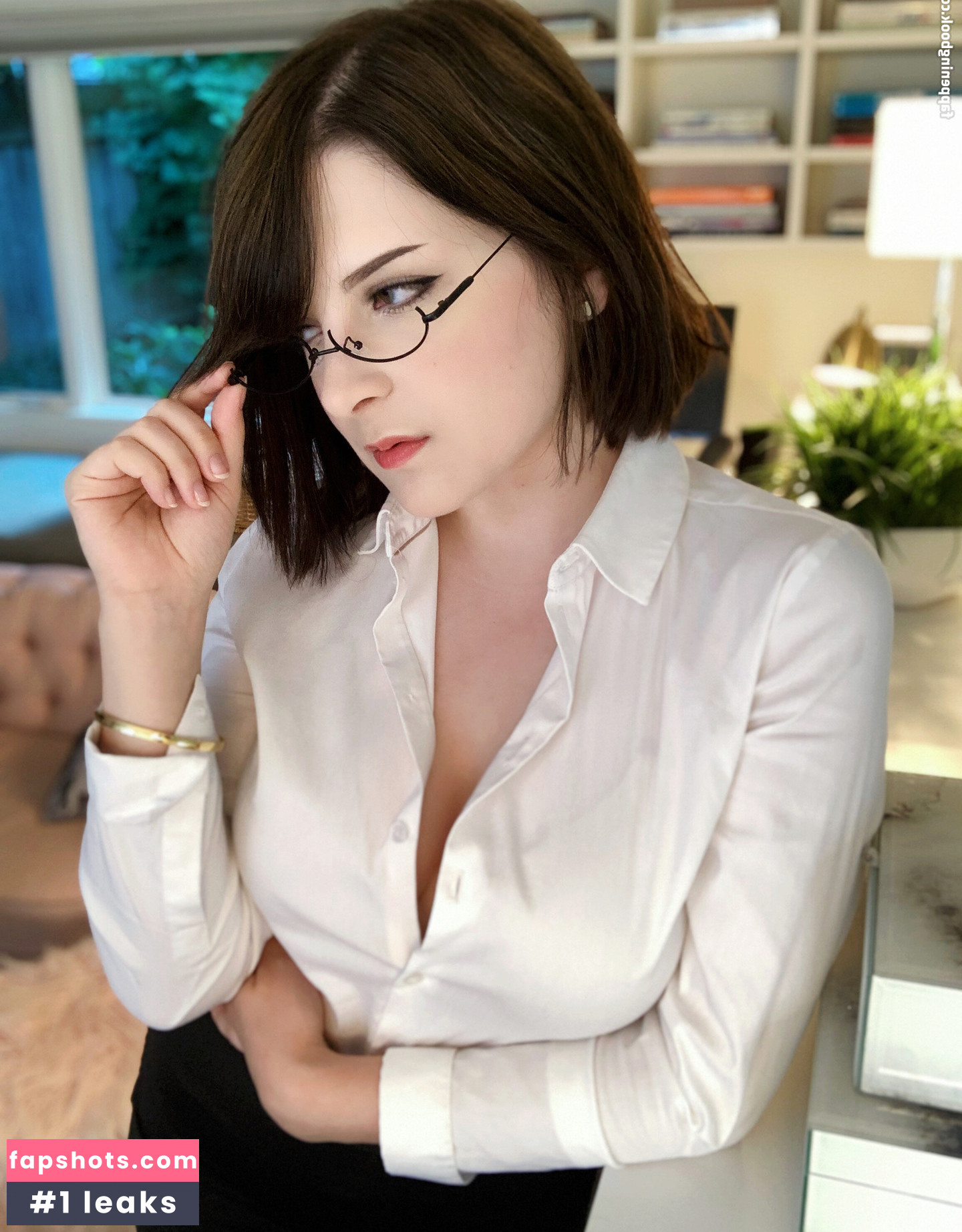 Hiso Neko gallery photo #136