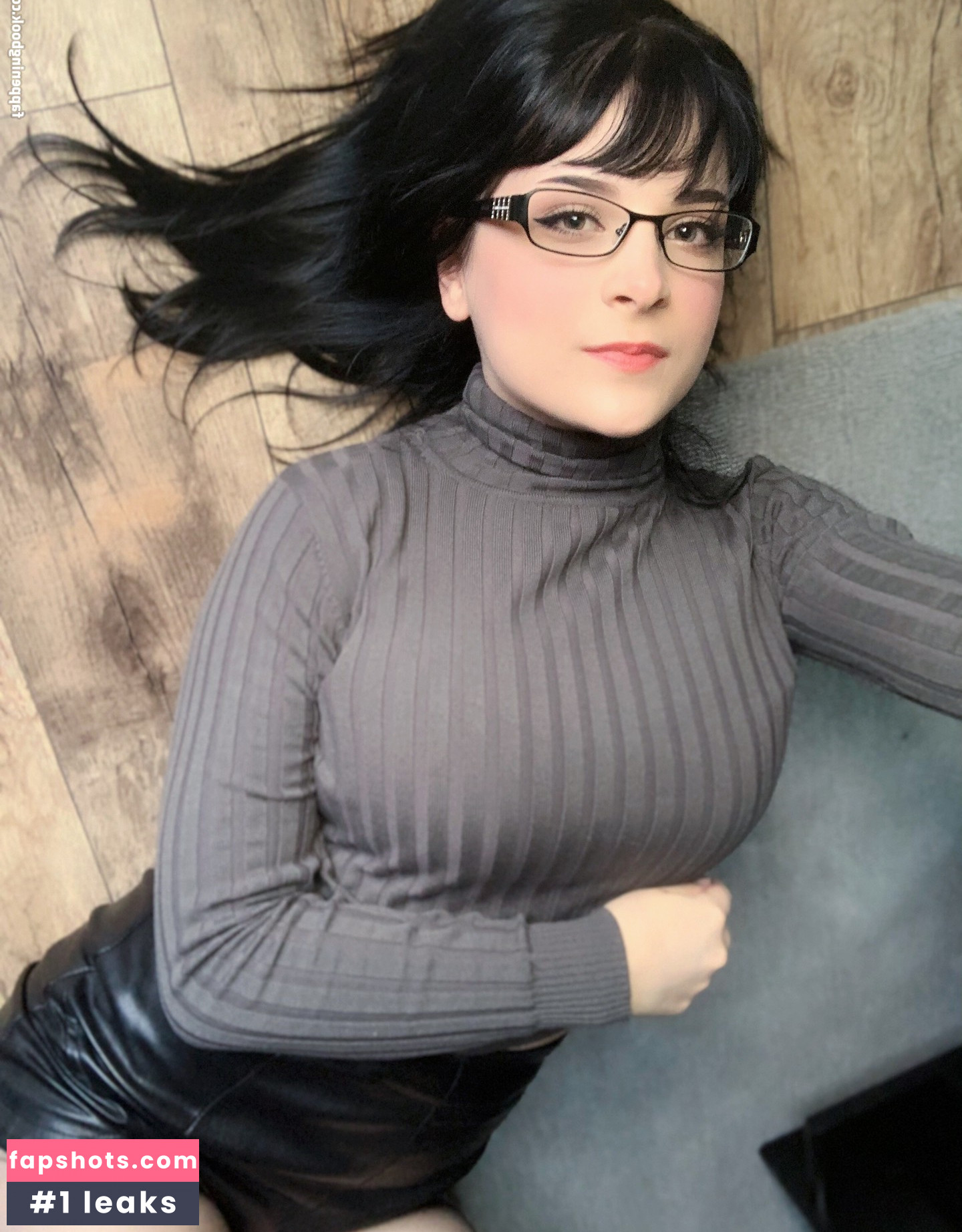 Hiso Neko gallery photo #138