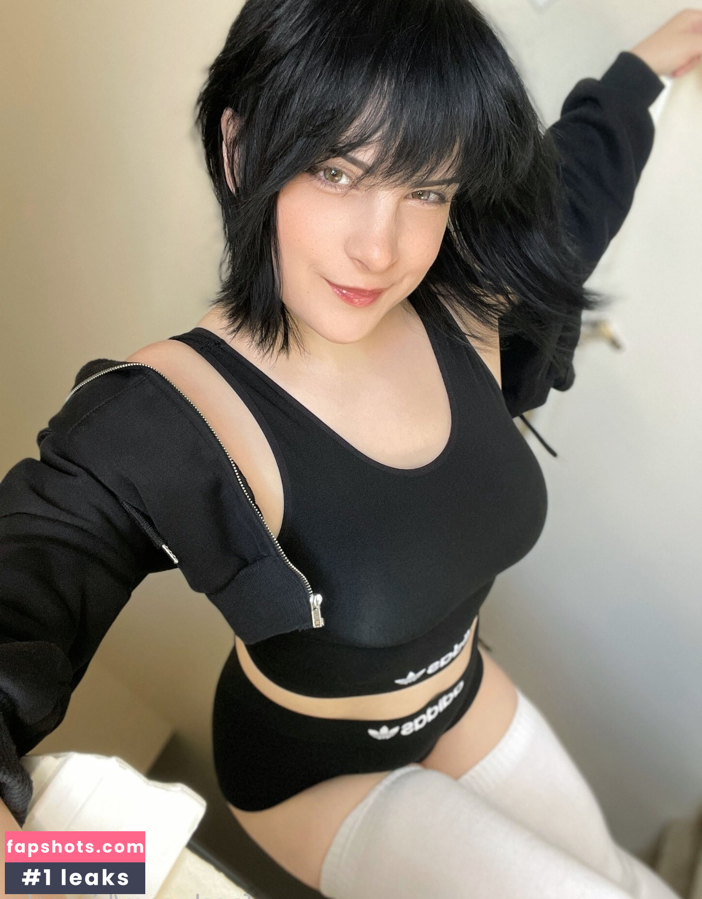 Hiso Neko gallery photo #41