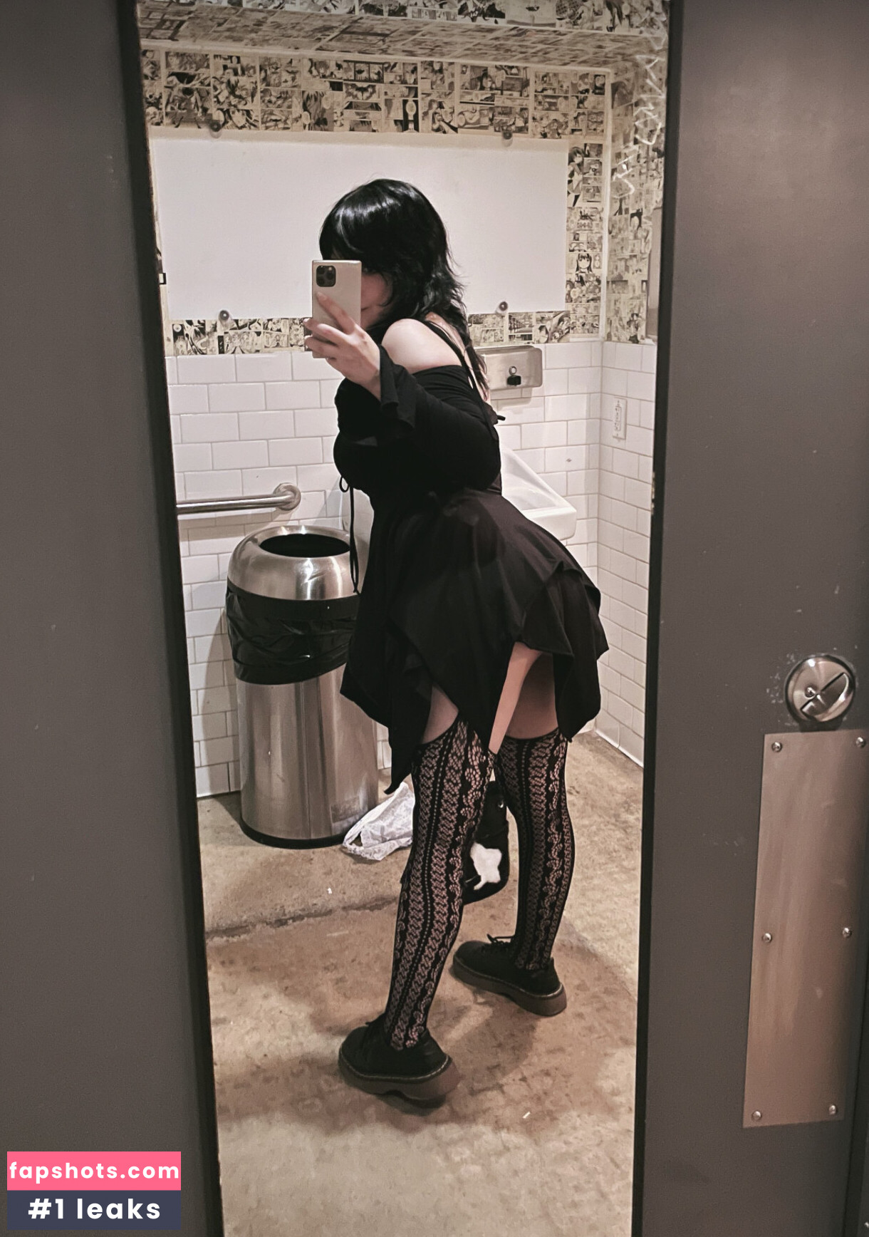 Hiso Neko gallery photo #68