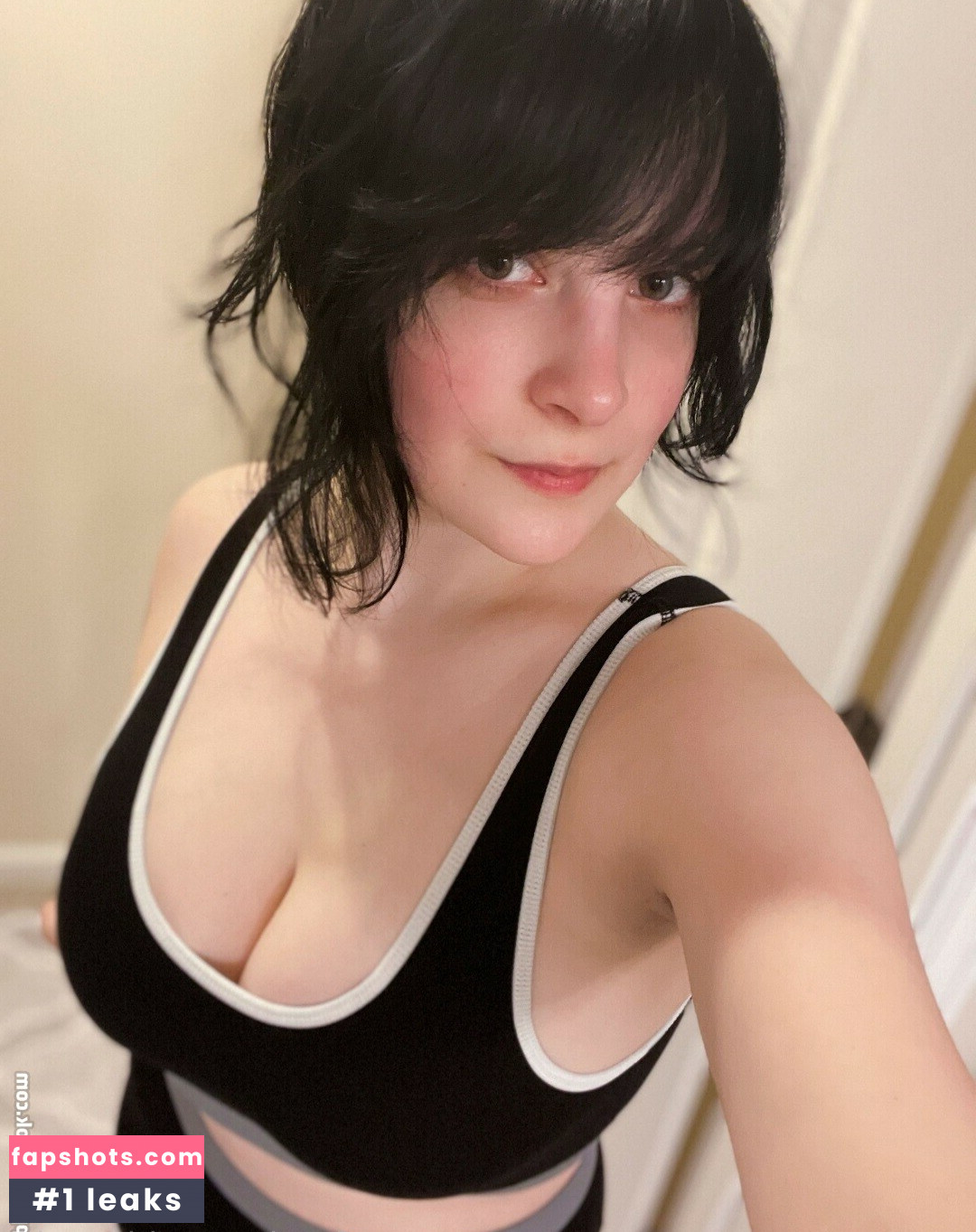 Hiso Neko gallery photo #80