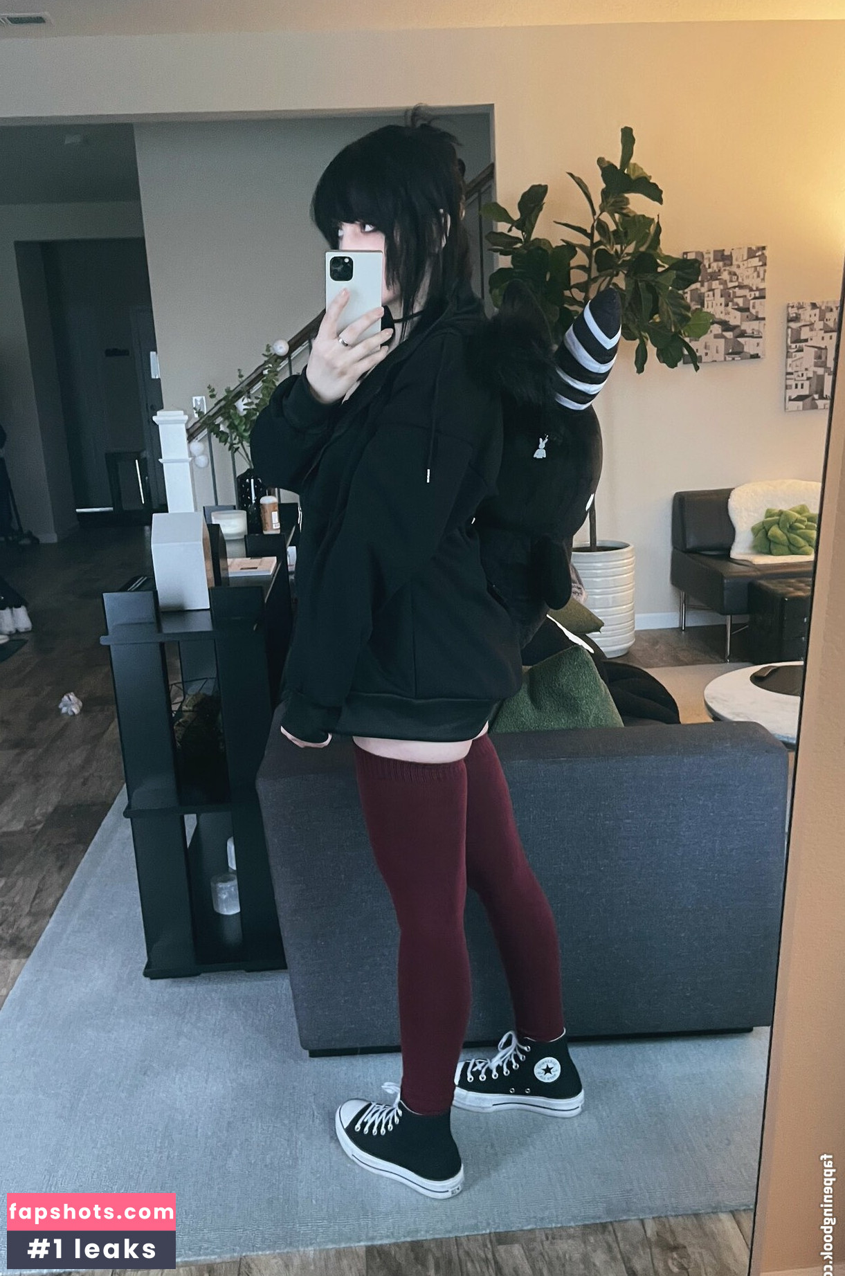 Hiso Neko gallery photo #83