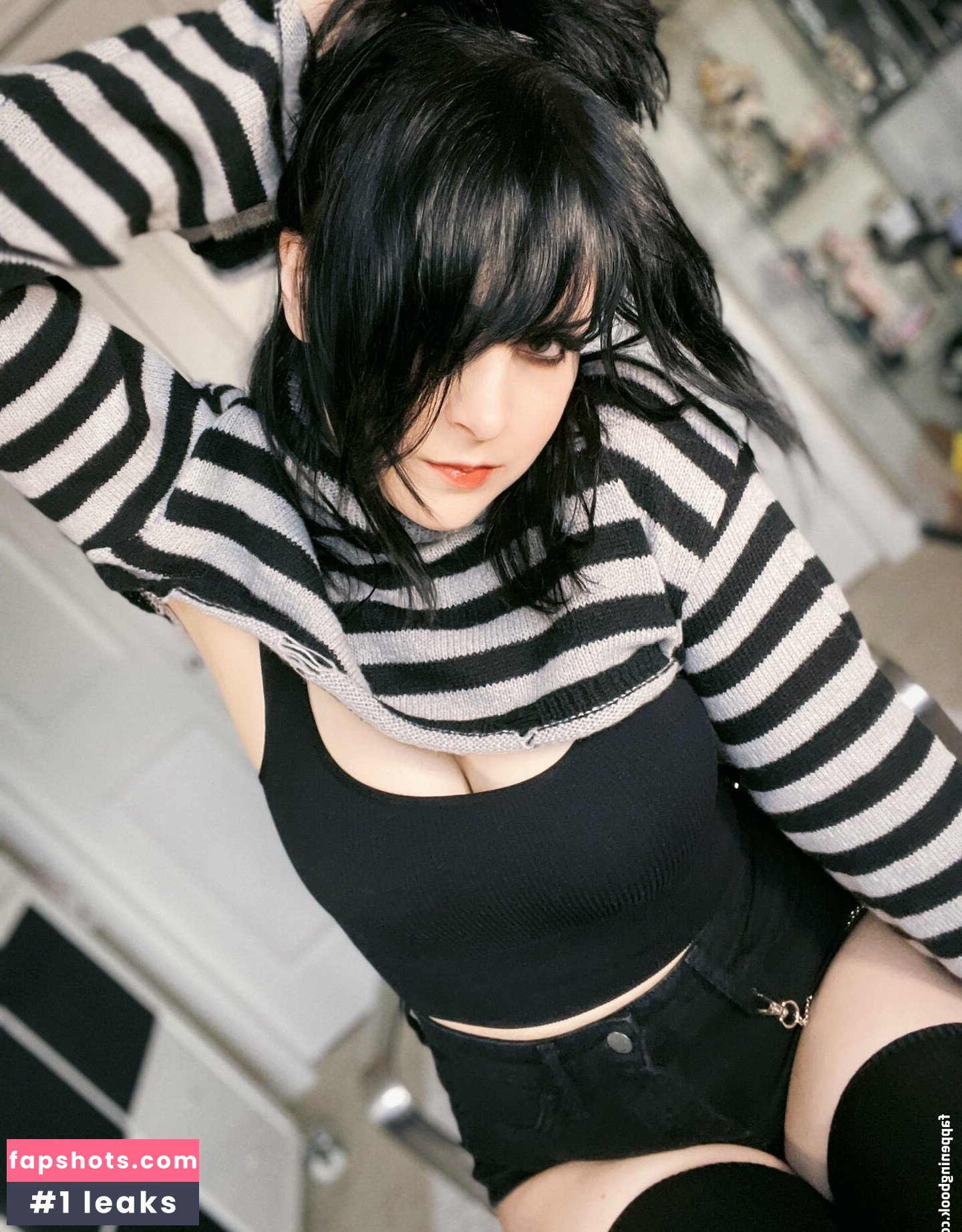 Hiso Neko gallery photo #84