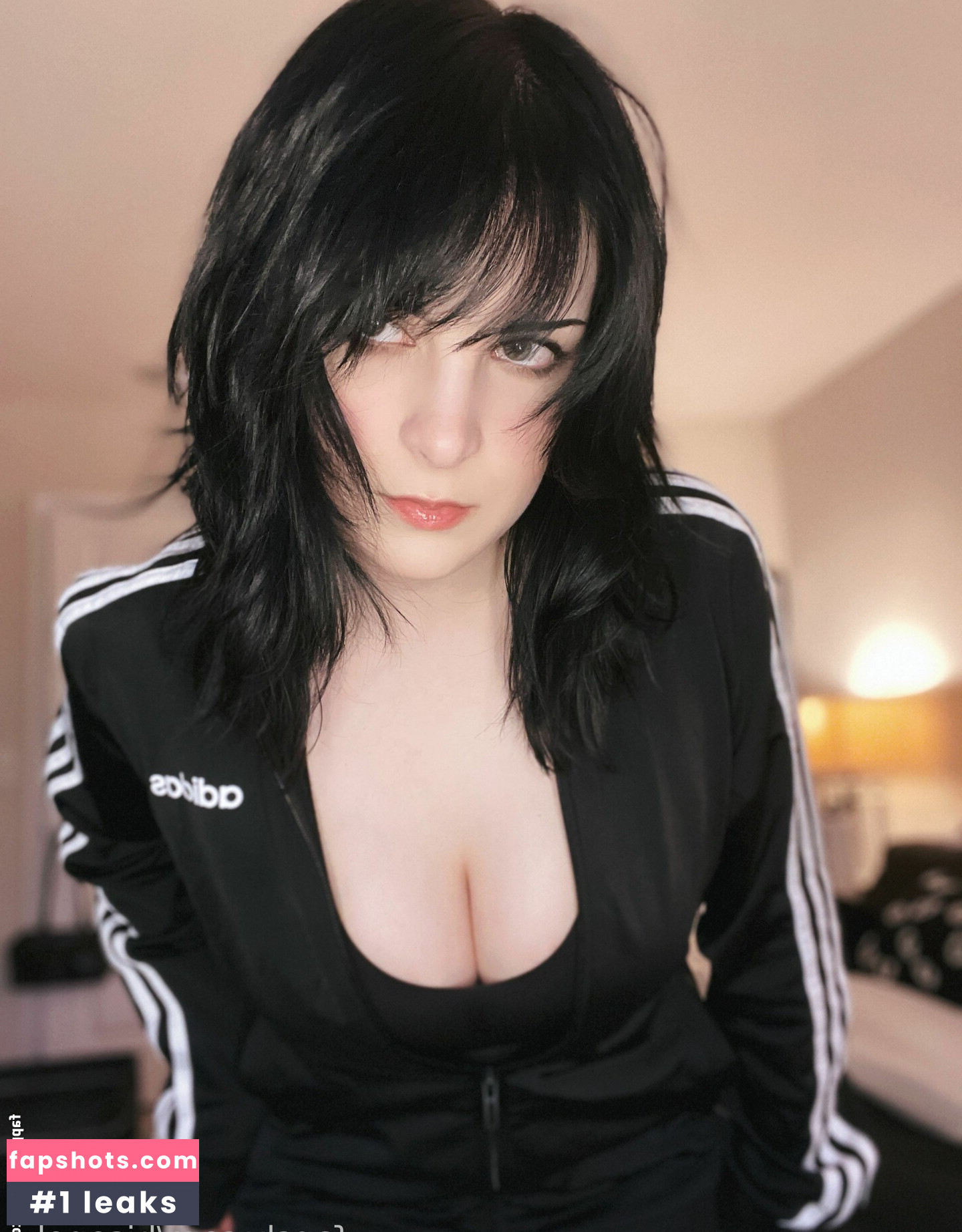 Hiso Neko gallery photo #86